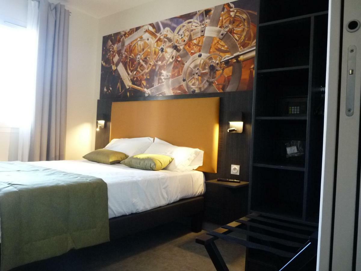 L'Horloge Gourmande Hotel Donzere Ngoại thất bức ảnh