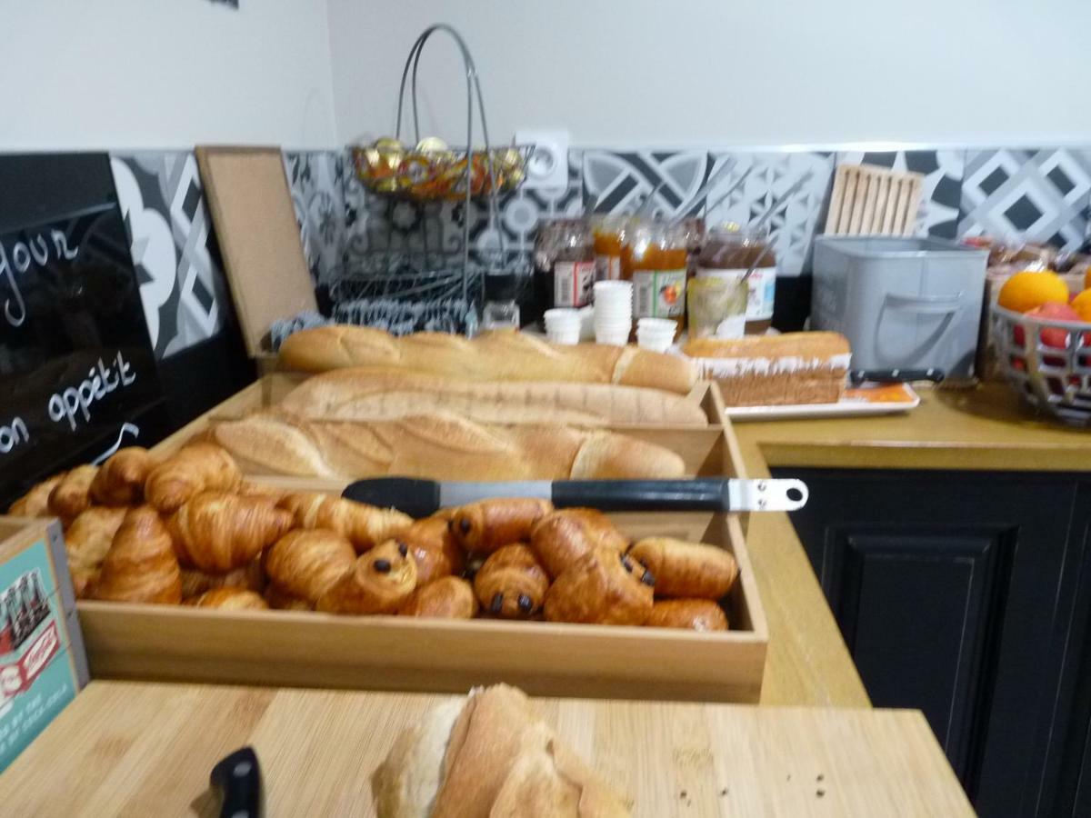 L'Horloge Gourmande Hotel Donzere Ngoại thất bức ảnh